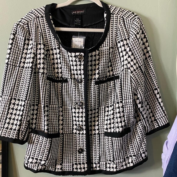 Lane Bryant Jackets & Blazers - NWT LANE BRYANT HOUNDSTOOTH DRESS BLAZER.